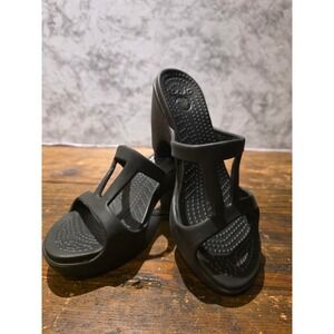 Crocs Cyprus II Black T-Strap High Heel Wedge Sandals Womens Size 6 Platform